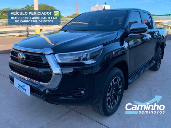 TOYOTA HILUX 2.8 D-4D TURBO DIESEL CD SRX 4X4 AUTOMÁTICO